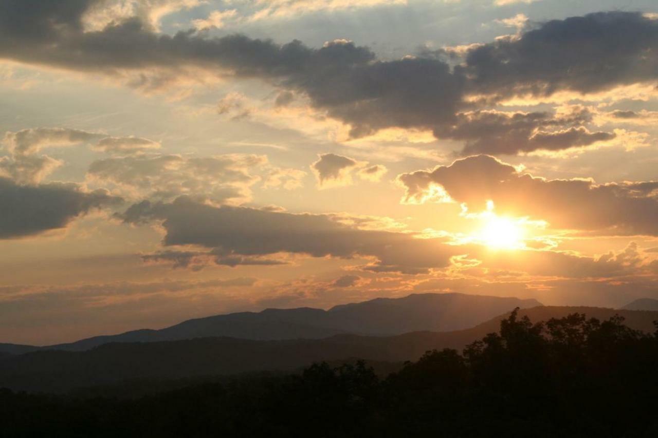 Smoky Mountain View Villa Sevierville Bagian luar foto